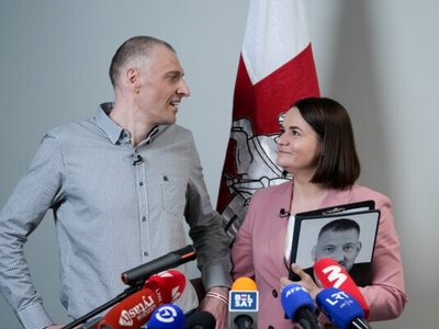 Политзаключенные как предмет торга. Почему Лукашенко освободил Тихановского и 13 других политзэков и что мог за это получить