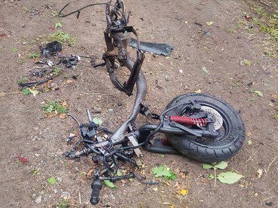 В Харькове взорвался скутер от случайных людей, погиб военный. Задержали 19-летнюю женщину