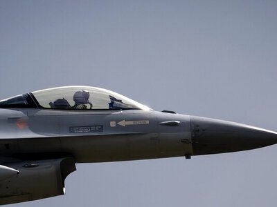 Отбивая атаку РФ, погиб украинский лётчик F-16