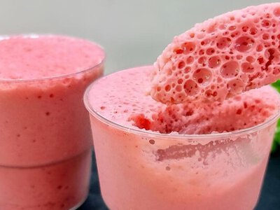 Вкусный, полезный, освежающий десерт — лучшее, что можно придумать в жаркие летние дни
