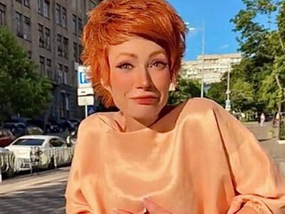 Переела или...: Елена-Кристина Лебедь шокировала фанатов загадочным фото