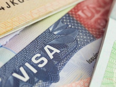 США сократили срок действия неиммиграционных виз для кыргызстанцев, МИД выразил «обеспокоенность»