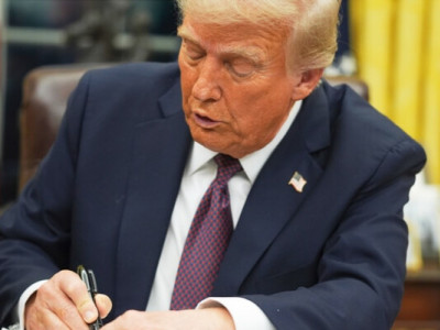 Трамп объявил о 30 процентных пошлинах на товары из ЕС и Мексики