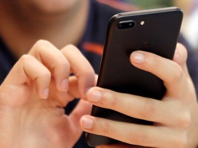 Гражданам Узбекистана и Таджикистана отказывают во въезде в Россию из-за подписок на радикальные каналы