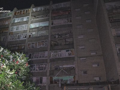 Россияне сбросили авиабомбы на Сумы: ранены 3 человек, повреждены 5 жилых домов и ТЦ