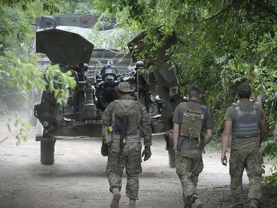 Кровавые бои на границе: украинцам советуют покидать опасные регионы двух стран