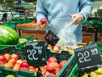 Украинцев ждет удешевление продуктов в августе: экономист раскрыл причины
