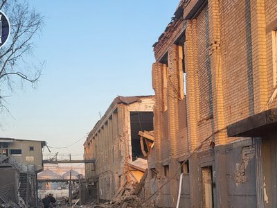 Первые фото с места удара по исправительной колонии в Запорожской области: 17 погибших