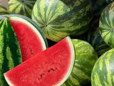 Дыня дорожает, яблоко дешевеет, арбуз лидер продаж: ситуация на продовольственном рынке
