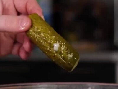 Идеальные малосольные огурцы: простой рецепт на скорую руку
