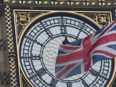 Чиновники США, Украины и ЕС планируют встречу в Великобритании перед саммитом Путина и Трампа – СМИ
