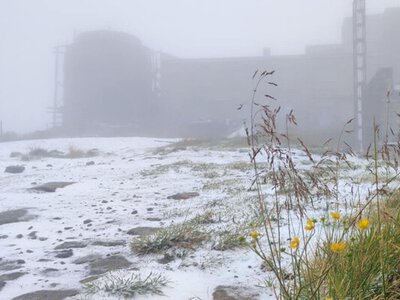 Во Львове зафиксировали рекордное похолодание, а в Карпатах уже снег. Фото