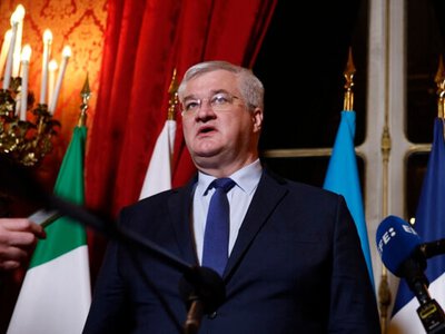 Глава МИД Украины ответил на заявления Лаврова о легитимности Зеленского