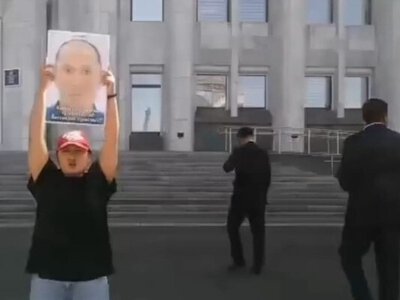 Близкие задержанного в Китае казаха Алимнура Турганбая просят казахстанские власти помочь вернуть его домой