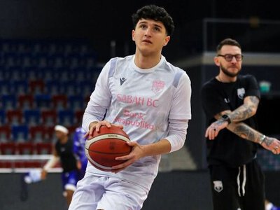 Лянкяран подписал форварда сборной Азербайджана