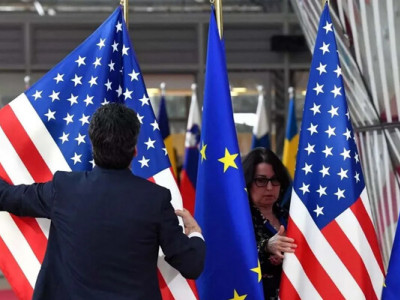 Плата за покупку российской нефти: Трамп предложил ЕС ввести 100%-тарифы против Индии и КНР - AFP и FT