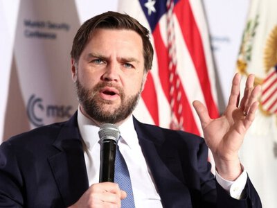 «Это не изменение позиции, это признание реальности» – Вэнс о заявлении Трампа по Украине