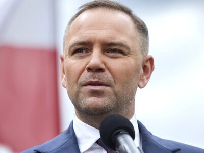 Президент Польши подписал закон о продлении помощи украинским беженцам