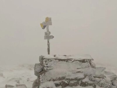 Карпаты накрыло снегом: температура воздуха опустилась до -3°С (фото)
