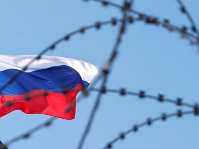 Правительство Чехии запретило въезд российским дипломатам без аккредитации