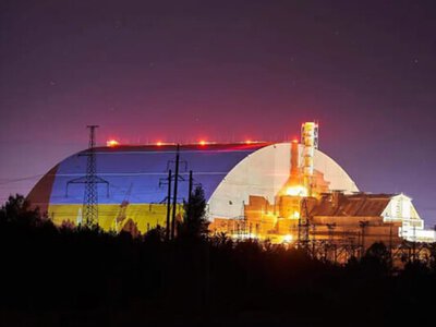 Обесточенный Чернобыль после атаки дронов: есть ли угроза радиационной утечки