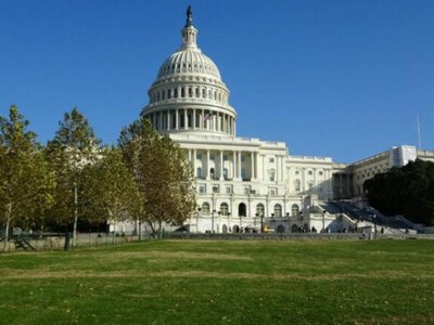Шатдаун в США продолжается — что это значит для Украины