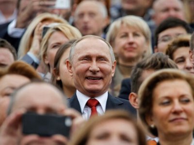 «Преступные» слова, фразы и портреты: как в Крыму преследуют за Путина