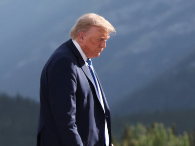 Оказался на 14 лет моложе. Трамп прошел медобследование и получил прививки 