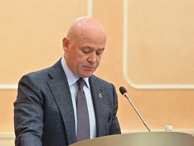 Российский паспорт у жены Кипера? Труханов требует проверки (видео)