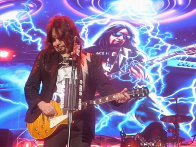 Умер сооснователь и гитарист легендарной группы Kiss