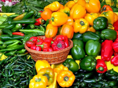 Зачем надо есть перец разных цветов — советы врачей