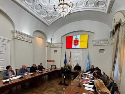 Новый глава Одессы провел первое совещание и обозначил, с кем ему не по пути