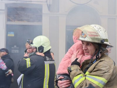 Удар по детсаду в Харькове: количество раненых выросло, Зеленский показал кадры спасения детей