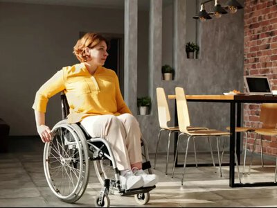 Более 9 тысяч гривен ежемесячно: изменятся ли в ноябре пенсии для украинцев с инвалидностью