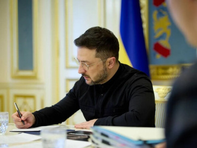 Необходимо наложить санкции на 65 ключевых кораблей теневого флота россии - Зеленский