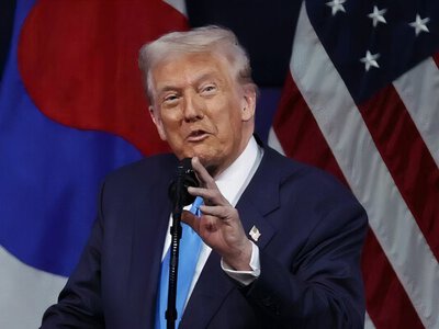 Трамп рассказал, что ответил на просьбу Орбана об исключении из санкций против РФ 
