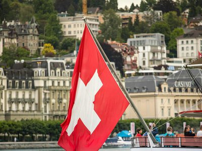 Новые правила в Швейцарии: ряду украинцев будут отказывать в защите
