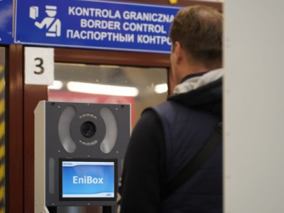 Старт новой биометрии: Польша меняет правила въезда - готовьтесь к задержкам