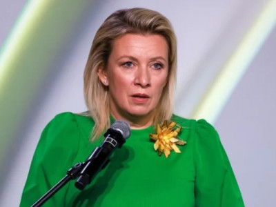 Бездна пошлости: как слова Захаровой об обвале башни в Риме вызвали скандал в Италии