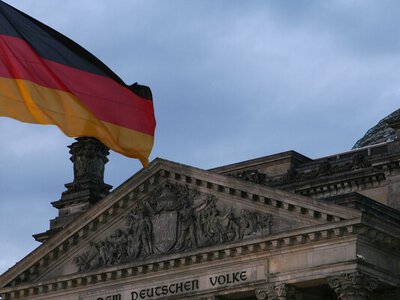 Германия закладывает дополнительные 3 млрд евро помощи Украине в бюджет на 2026 год — Reuters