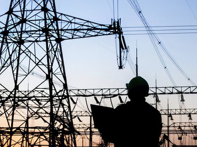 Российские оккупанты ударили по объектам энергетики в четырех областях Украины. Какая ситуация со светом? 