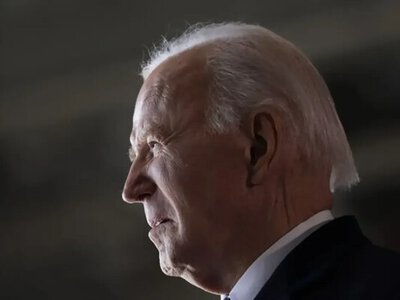 “Разрушал не только дом народа, но и Конституцию, верховенство права, демократию”: Байден обрушился с критикой на Трампа