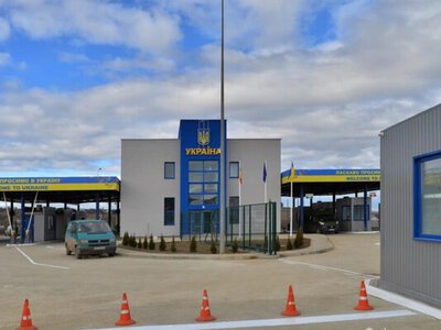  На границе с Румынией не работает один из пунктов пропуска из-за ночной атаки рф 