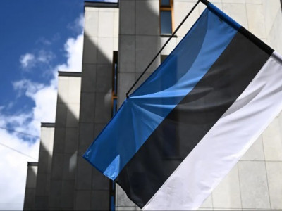 Эстония удивила всех: тайные причины, почему границу с россией оставили открытой