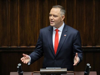  Польша оказывает помощь украинским беженцам последний год – Навроцкий 