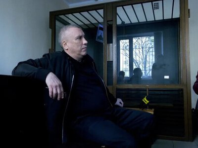 Суд над Борисовым: экс-военкому разрешили свободно передвигаться по области