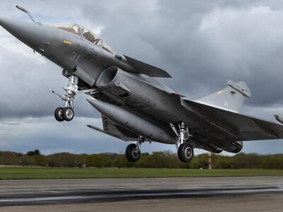 Планы Украины приобрести истребители Gripen и Rafale столкнутся с серьезными трудностями, — Politico