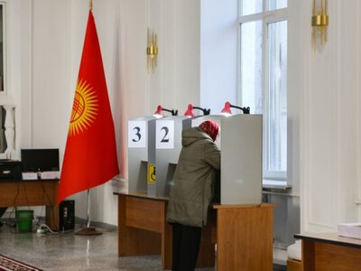 Жесткие задержания под занавес вялой кампании: как Кыргызстан подходит к парламентским выборам