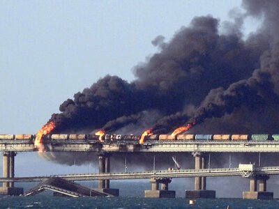 Российский суд вынес приговор обвиняемым по делу о взрыве на Керченском мосту