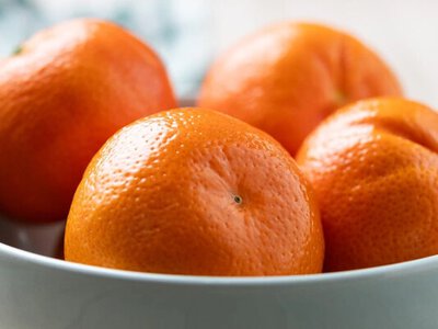 Кислые мандарины можно превратить в сладкие за 15 минут без сахара и специй: простой прием